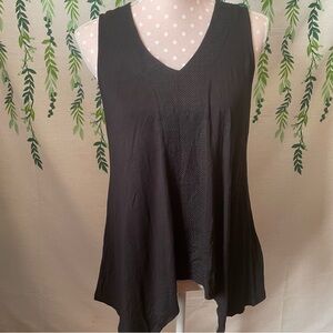 Size M Adrianna Papell Black Flowy Tank Top C2